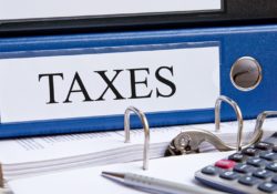 Tax if you return to the UK | Makesworth Accountants in Old Rome mossblown